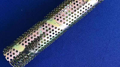 螺旋沖孔(kong)焊管