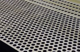 蝕(shí)刻沖孔網有哪些(xiē)不同方式