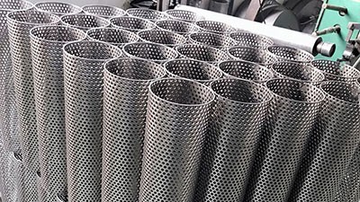 直(zhí)縫沖孔焊管