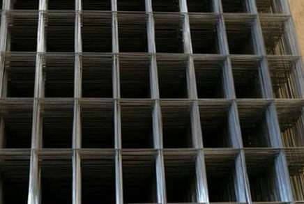 如何做好鍍鋅沖(chòng)孔網的防潮處理(li)