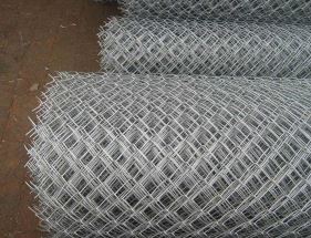 沖孔(kong)網防腐蝕的重要(yao)作用