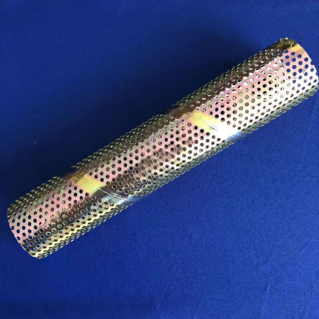 螺旋沖(chong)孔焊管