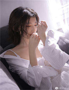 鞠婧祎打扑克又哭又叫视频
